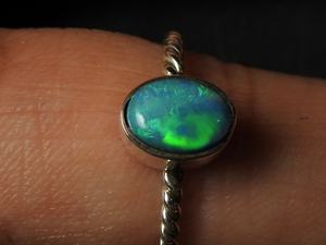 แหวนเงินแท้ 925 ประดับโอปอลออสเตรเลียแบบดับเบิ้ล ตัวเรือนแบบคลาสสิก ขนาด 4.5 US ทำมือ ของขวัญงานแต่งงานสำหรับเธอ - Product Image 4