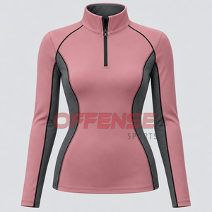 Camisetas de equitación con tejidos de secado rápido, costuras cómodas y ajuste deportivo para jinetes activos. - Product Image 1