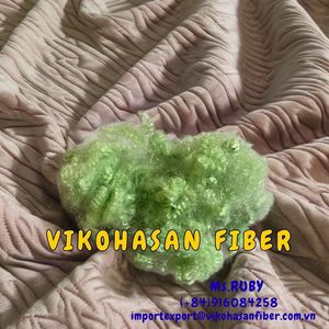 เส้นใยโพลีเอสเตอร์แบบสแตป 15D HS สีเขียว 100% ได้รับการรับรองมาตรฐาน GRS รีไซเคิลได้  ซิลิโคนเคลือบ  กลวง  ทนไฟ  ป้องกันไฟฟ้าสถิตย์  สำหรับการปั่นด้าย - Product Image 4