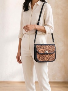 Sac à bandoulière vintage en cuir véritable gaufré géométrique avec chaîne et fermeture éclair marron pour femme, idéal au quotidien - Product Image 4