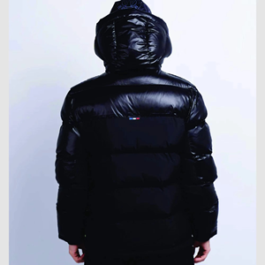 Chaqueta Acolchada de Diseño para Hombre, Chaqueta de Invierno con Relleno de Plumón, Fabricación Europea OEM, Abrigos Personalizados para Hombre, Chaquetas de Burbuja Brillantes de Algodón - Product Image 4