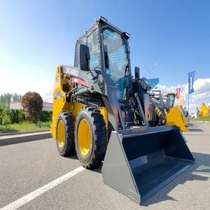 Potente Minicargadora con Sistema Hidráulico Avanzado, Alta Eficiencia, Construcción Premium, Tracción 4x4, Bomba y Motor Diseñados para un Rendimiento Superior - Product Image 3