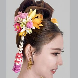 กิ๊บติดผมดอกไม้ดินเผาทำมือ |   เครื่องประดับผมลายดอกไม้แบบไทย |   เครื่องประดับผมเจ้าสาวแบบดั้งเดิมสุดหรูหราสไตล์คลาสสิก - Product Image 2