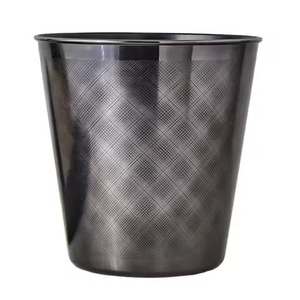 Cubo de Basura Metálico Decorativo Moderno con Diseño Premium, Ideal para Sala de Estar, Dormitorio y Cocina - Product Image 4