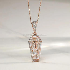 จี้ดีสำหรับผู้ชายจี้โลงแบบไขว้ระยิบระยับ VVS ประดับเพชร925เงินสเตอร์ลิง - Product Image 1