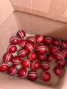 Pelota de Cricket de Cuero de Colores Fluorescentes Duraderos al por Mayor, 156 g, Pelotas de Liga de Club, Logotipo Personalizado, Promocional, Directo de Fábrica - Product Image 5