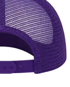 Gorra trucker personalizada blanca y morada con malla trasera, cierre ajustable, transpirable, frente de espuma de poliéster, logotipo personalizado, gorra de béisbol en blanco. - Product Image 5