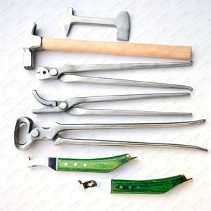 Farrier tools Kit for Horse Hoof Trimming Nippers Lightweight hoof knife Tool Non-slip Handle Clincher & Cutter hammers - Product Image 3