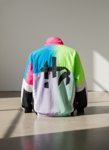 Chaqueta Cortavientos con Capucha Impermeable y Resistente al Viento de Calidad Estándar de Exportación para Hombre Whiteaura International, Diseñada para un Uso Prolongado - Product Image 2