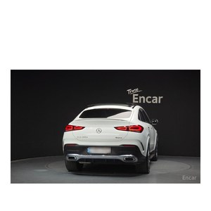 Mercedes-Benz GLE-Class GLE400d 4MATIC Coupé Juin 2023, 64 950 km, Diesel, Automatique, Volant à Gauche, Caméra Arrière - Product Image 4