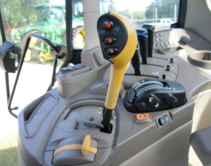 รถแทรกเตอร์ฟาร์ม 6120M ปี 2020 สำหรับการเกษตรเชิงพาณิชย์ - Product Image 5