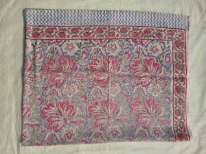 ผ้าซิ่นพิมพ์ลายด้วยมือจากผ้าฝ้ายสไตล์อินเดีย โบโฮ ผ้าคลุมชายหาด ผ้าปาเรโอ ผ้าคลุมชุดว่ายน้ำ ผ้าพันคอเนื้อเบา ชุดคลุมสำหรับใส่เที่ยวทะเลในช่วงฤดูร้อน - Product Image 4