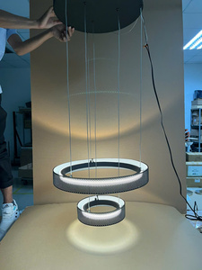 โคมไฟเพดาน LED ทรงกลมทันสมัย สีดำเมทัลลิก แสงวอร์มไวท์ 3500K ปรับความสูงได้ สำหรับห้องนั่งเล่น - Product Image 6