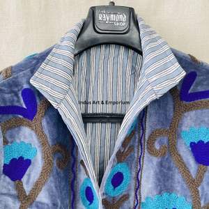 Chaqueta de algodón Suzani hecha a mano en India, chaqueta corta bordada a mano, abrigo unisex, chaqueta corta Suzani hecha a mano - Product Image 6