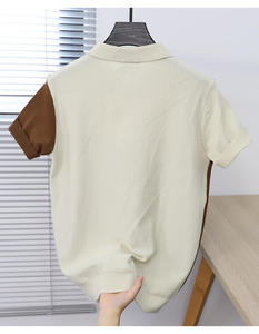 เสื้อโปโลแขนสั้นสีขาว ทรงเข้ารูป แต่งขอบตัดกัน คอตั้ง สไตล์ลำลอง สีพื้น ผ้าถัก - Product Image 4