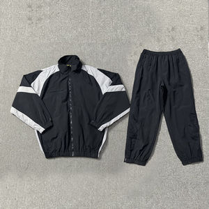 Conjunto Deportivo Corto de Verano para Hombre, Chaqueta con Cremallera y Pantalones Jogger, Ropa Deportiva Transpirable de Poliéster - Product Image 1