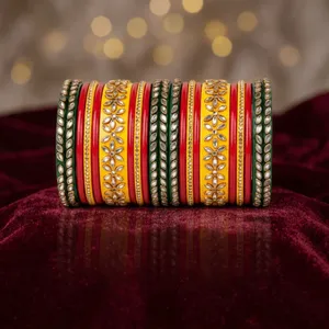 Vibrante Brazalete Floral Kundan Lac, Elegante Accesorio de Moda - Product Image 4
