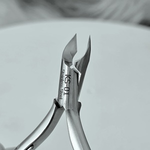 Juego de Herramientas de Acero Inoxidable, Afiladas y Duraderas, de Calidad Profesional para el Cuidado de las Uñas, con Empaque Personalizado con Logotipo OEM ODM - Product Image 6