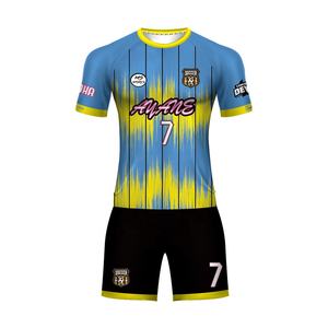 Vêtements de sport 100% Polyester Football Uniforme Pakistan Meilleure Qualité Hommes Football Fabricant Sublimé Football Uniformes pour Unisexe - Product Image 5