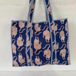 Blue Lion Print Lightweight Zipper Closure Quilted Women's Boho <b>Shoulder</b> Tote <b>Bag</b> with <b>Large</b> Capacity for Travel & Shopping - Product Image 1