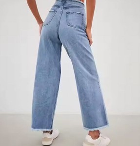 Pantalon en jean pour femme, coupe droite, jambes évasées, motif uni, couleur délavée, durable, extensible, style streetwear décontracté, design élégant - Product Image 2