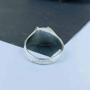 ขายส่งแหวนเงินแท้ 925 สำหรับผู้ชาย ทำมือ ประดับพลอยออนิกซ์สีดำธรรมชาติ ตัวเรือนแบบฝัง คลาสสิก เหมาะสำหรับงานแต่งงาน งานครบรอบ และงานปาร์ตี้ - Product Image 3