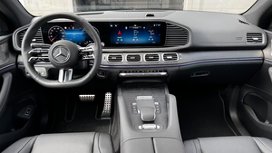 เมอร์เซเดส-เบนซ์ GLE 350 de Coupe 4Matic Luxury ดีเซล ไฮบริด เอสยูวี 4Matic Coupe สมรรถนะและความสะดวกสบาย - Product Image 4