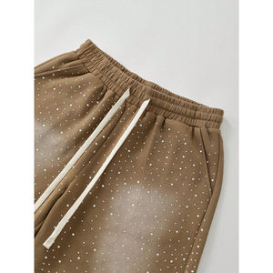 Shorts décontractés marron pour hommes avec strass, doux, respirants, à cordon de serrage, style streetwear d'été 2026 - Product Image 2