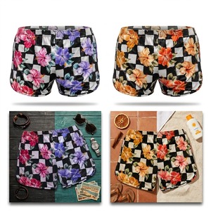 Shorts de playa para hombre con estampado floral, cintura elástica, secado rápido, tejido satinado, shorts cortos casuales. - Product Image 2