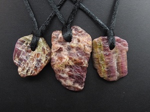 <b>Pink</b> Tourmaline Natural Rough Pendant-Top Front <b>Drilled</b> 3MM Hole Smooth Polished 25-35MM Size PMEGEMSBEADS CJ Model for Necklace - Product Image 2