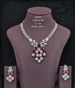 Conjunto de collar de circonia cúbica floral 12127 chapado en rodio con corte perla, estilo clásico para mujer, para bodas y fiestas nupciales. - Product Image 2