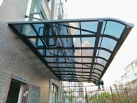 Auvent extérieur manuel anti-UV et anti-pluie en aluminium inoxydable avec toit en polycarbonate pour balcon, terrasse et patio