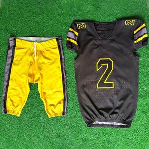 Maillot et short de football américain personnalisés, respirants, en twill, grandes tailles, avec logo brodé, sublimation disponible - Product Image 1