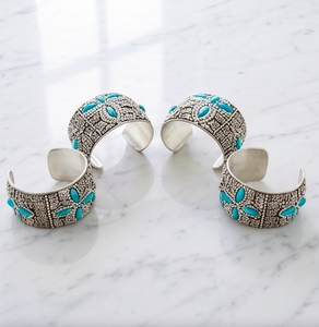 Southwestern Turquoise Metal <b>Napkin</b> Rings Set Of 4 <b>Silver</b> Floral Table Decor For Wedding Use And Dining Use - Product Image 1