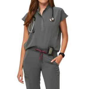 Uniforme Médico Ultra Suave y Transpirable, Corte Ajustado, Diferentes Colores Disponibles para Hospitales y Clínicas - Product Image 1