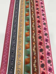 Encaje con estampado digital elegante y colores vibrantes, perfecto para bordes de sarees, kurtis y vestidos. - Product Image 4