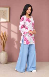 Kurta en coton imprimé floral blanc avec pantalon palazzo bleu, coupe ample décontractée, idéal pour le printemps - Product Image 3