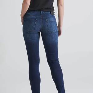 Últimos Jeans de Mezclilla de Cintura Alta de la Mejor Calidad OEM ODM, Estilo Nuevo, Ajustados, para Mujeres Adultas, Pantalones de Mezclilla de Cintura Media - Product Image 4