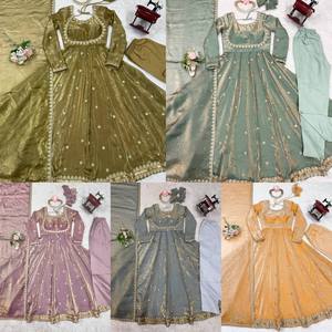 <b>PRESENTED</b> OUR NEW GOWN PAIR WITH REAL MODLING FOR THIS WEDDING SEASON - Product Image 4