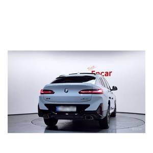 BMW X4 XDrive20i M Sport 2023 avec boîte de vitesses automatique, direction à gauche et caméra de recul, seulement 20 299 km parcourus - Product Image 4