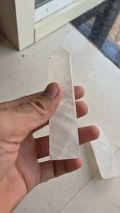 คริสตัลควอตซ์ใสทรงหอก หินธรรมชาติ ขัดเงาด้วยมือ สำหรับบำบัดรักษา พลังเรกิ ของขวัญ - Product Image 5