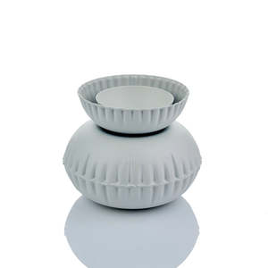 Modern Metal White <b>Bakhoor</b> Incense Burner Heat Resistant <b>Oud</b> Burner for Home Hotel Spa Majlis Decor Use - Product Image 1