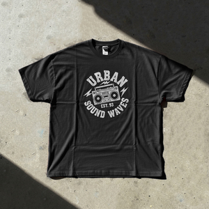 เสื้อยืดสตรีทแวร์วินเทจฮิปฮอปลายกราฟิกพิมพ์ลายเฮลล์สำหรับผู้ชาย ขายส่ง ผ้าคอตตอนหนา 100% - Product Image 3