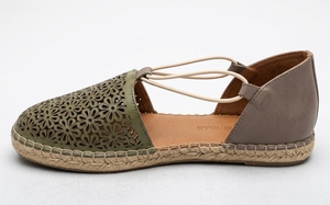 Sandalias Planas de Cuero Genuino Olive con Punta Cerrada, Diseño Floral Calado, Cierre de Correa, Transpirables, Zapatos de Esparto para Verano - Product Image 3