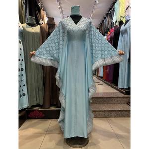 Abaya Modeste de Dubaï en Gros, Perlée et Pailletée, à Manches Longues, Traditionnelle Musulmane, Faite à la Main, pour Mariage, en Polyester Respirant, Col en V pour Femme - Product Image 3
