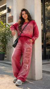 Conjunto Deportivo 2 en 1 para Mujer Peaceetik, Invierno, Lavado Ácido, Cuello Alto, Manga Larga, Estampado de Letras, Pantalones Deportivos Holgados con Cierre - Product Image 4