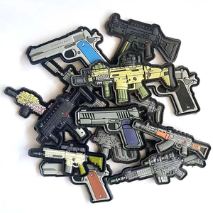 Parches de goma PVC 3D OEM, mini insignias, pegatinas tácticas, parches para mochila con gancho, parches de dibujos animados con letras y eslóganes, impermeables. - Product Image 3