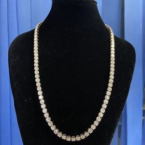 Collier ras du cou de luxe pour femme, plaqué or 18 carats, avec diamants de laboratoire taille brillant rond, style hip-hop, certifié IGI - Product Image 4