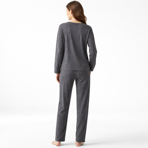 Pijamas de Algodón Suave al por Mayor para Mujer - Proveedor OEM con Diseños Personalizados Disponibles - Product Image 2
