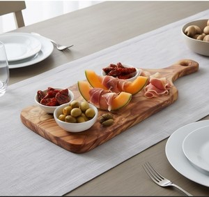 Tabla de Cortar Rectangular de Madera de Olivo Natural de Lujo con Asa - Product Image 5